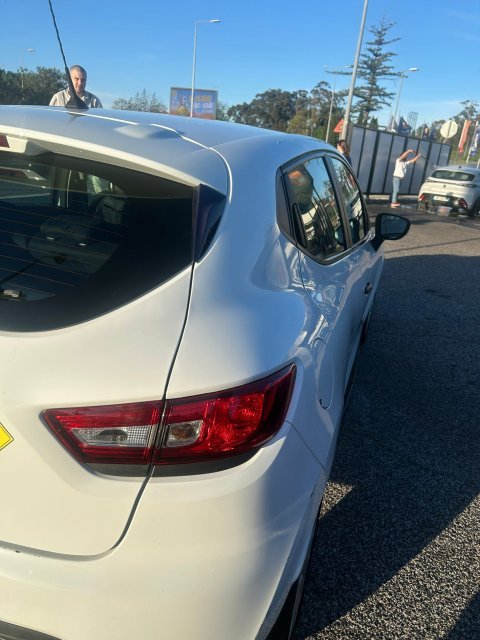 Renault Clio IV - 2018 - Com 125mil km - Diesel 5