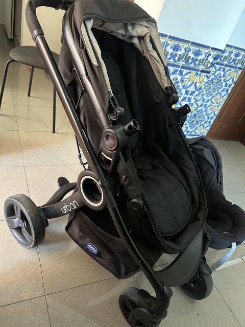 Carrinho de bebé Chicco 3x1